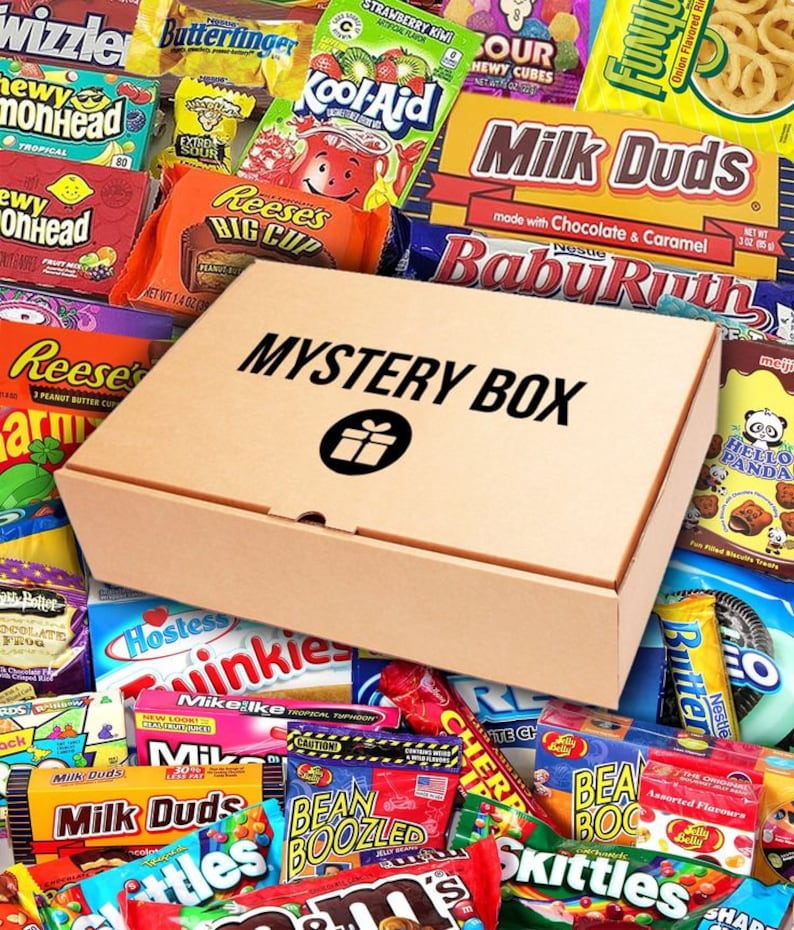 SnackQuest: International Mystery Box